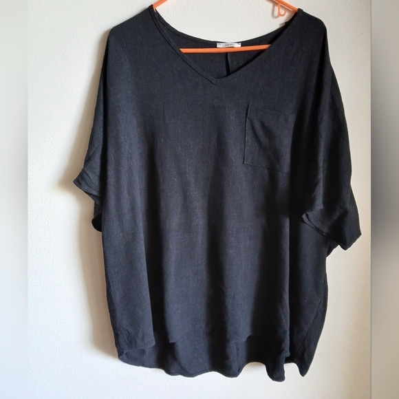 JODIFL Tops - Jodifl Black Oversized Blouse